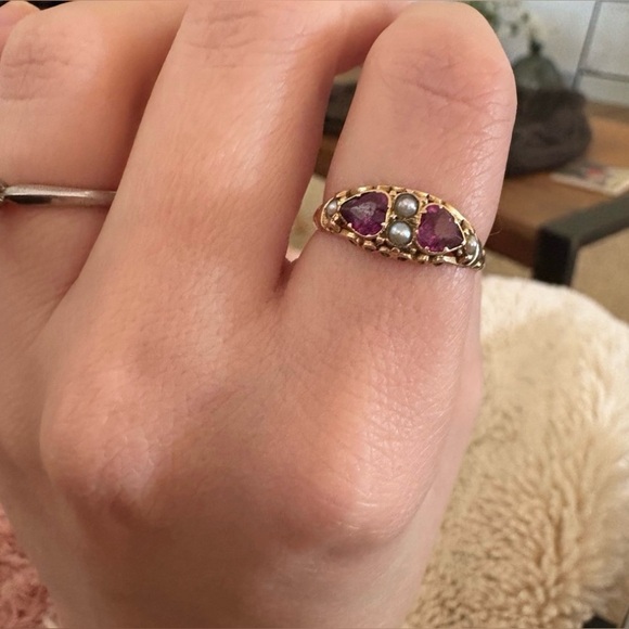 Antique Jewelry - Antique Gold Ring